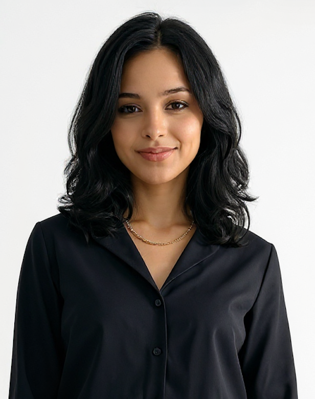 Alya K. — Matematik Öğretmeni